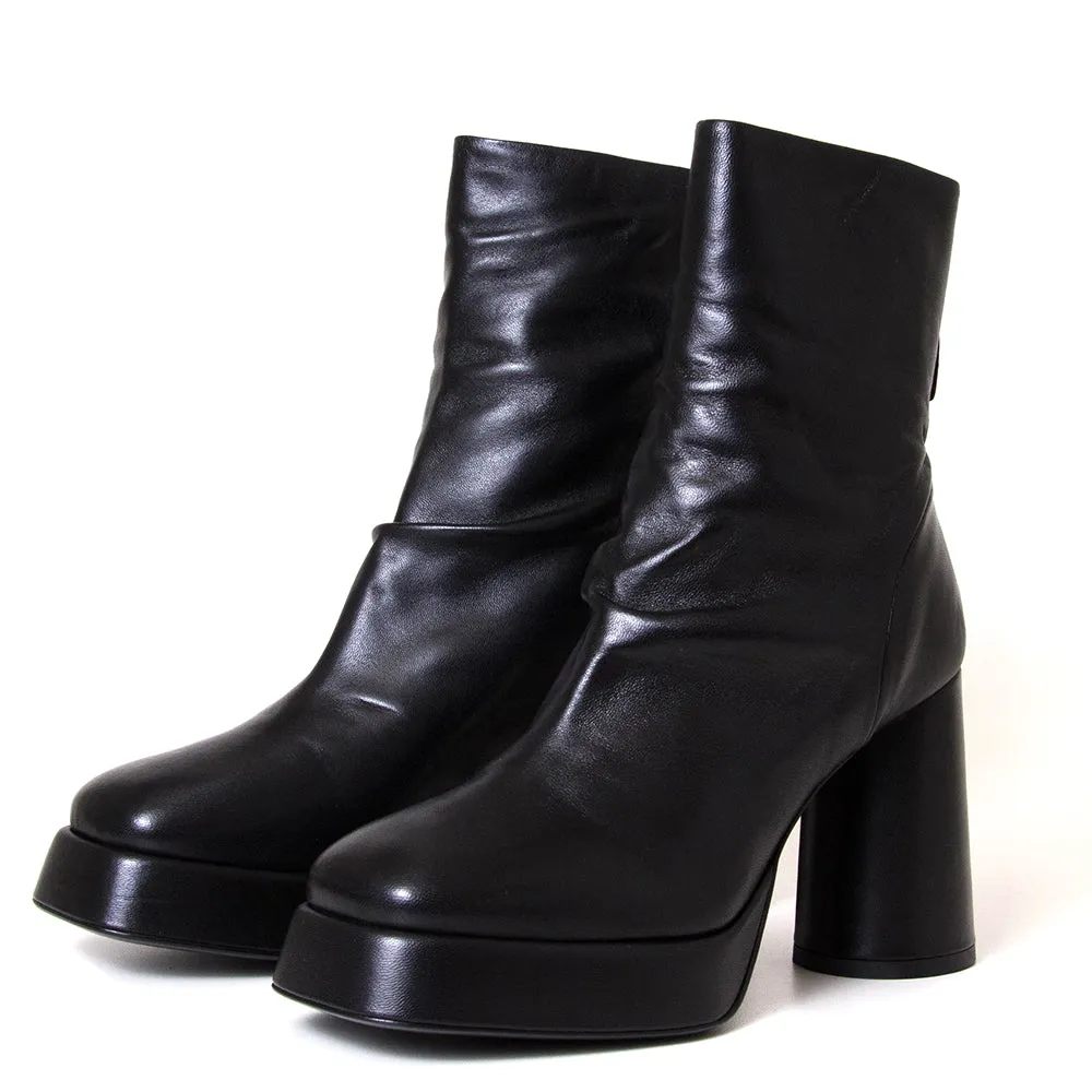 Stylish Womens Platform Leather Boots - Lara 26 for Ultimate Comfort and Trendy Fashion