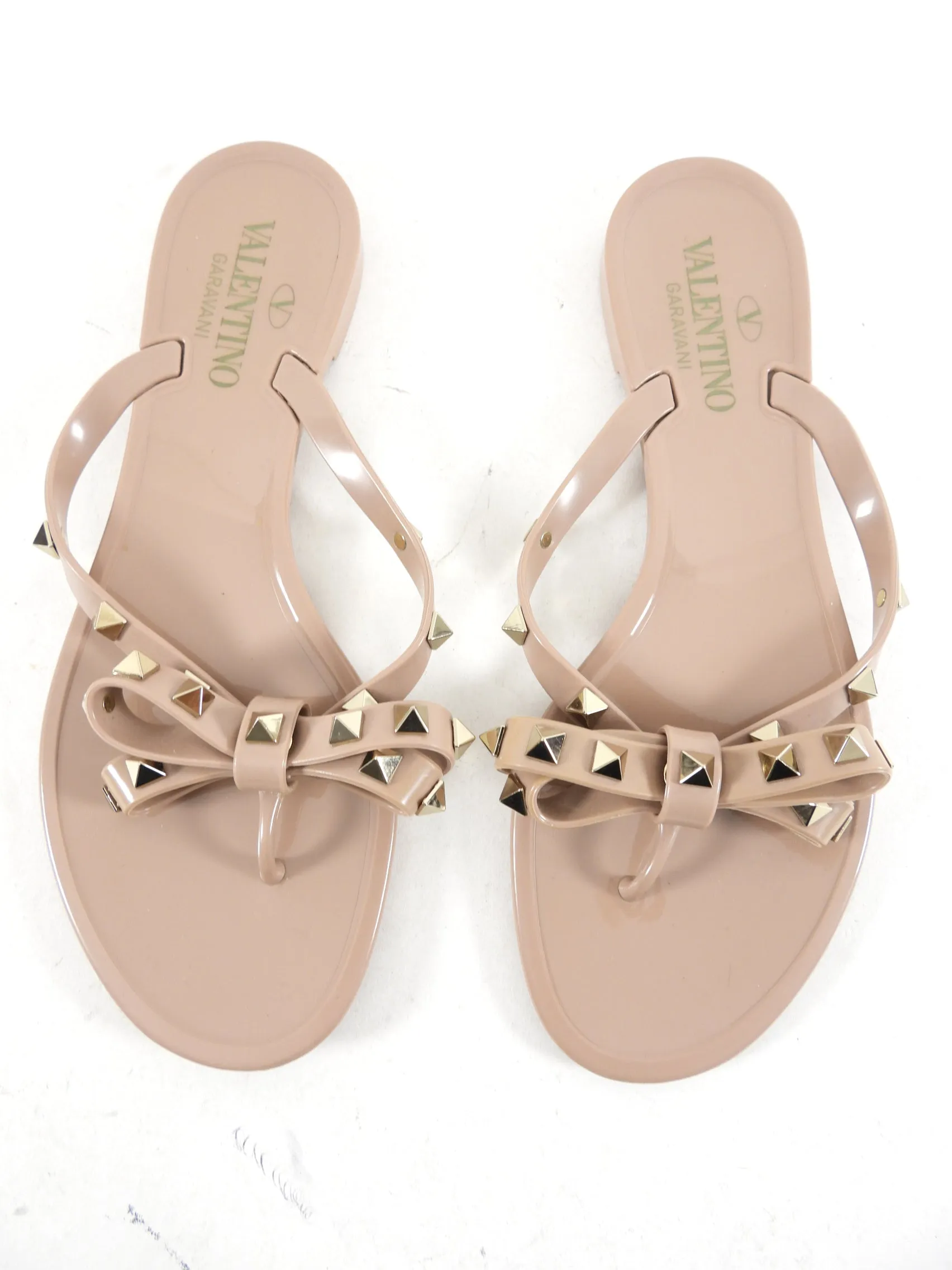 Valentino beige Jelly Bow Rock Stud Flip Flops - 37