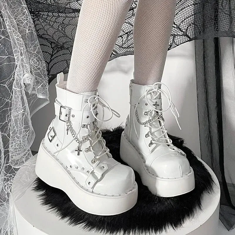 White Black Windy Boots ON1421